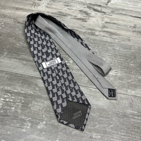 Gianni Versace Grey, Silver & White Medusa Head Pattern Tie - Picture 3 of 5